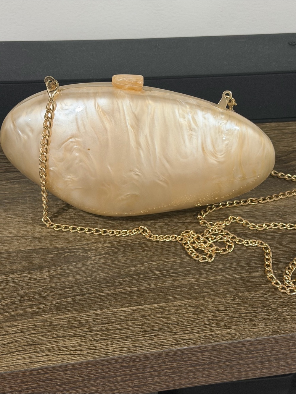 Pearlescent Beige Oval Evening Clutch with Gold Chain